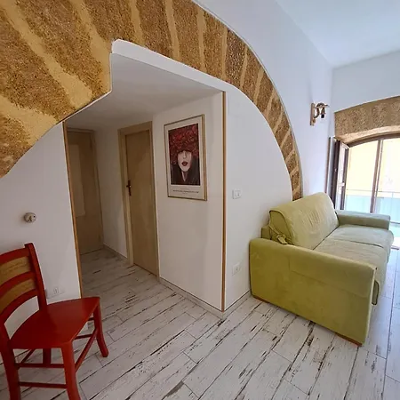La Sedia Rossa Historical Centre Агридженто